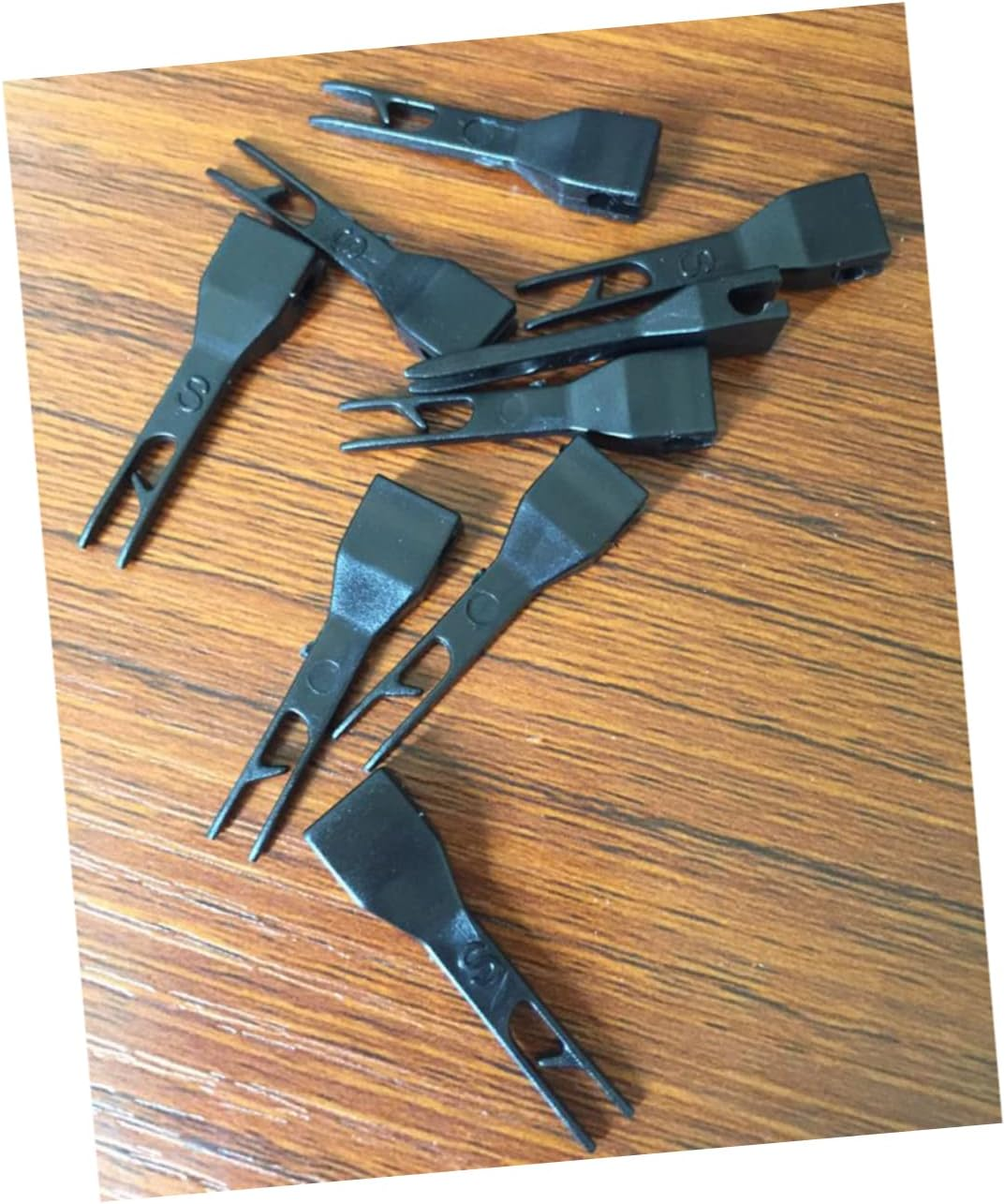 Vaguelly Hair Dye Comb with Hook Black Hair Coloring Brush Long Handle Salon Tint Tool for Even Color Application and Easy Use - Black image number 5