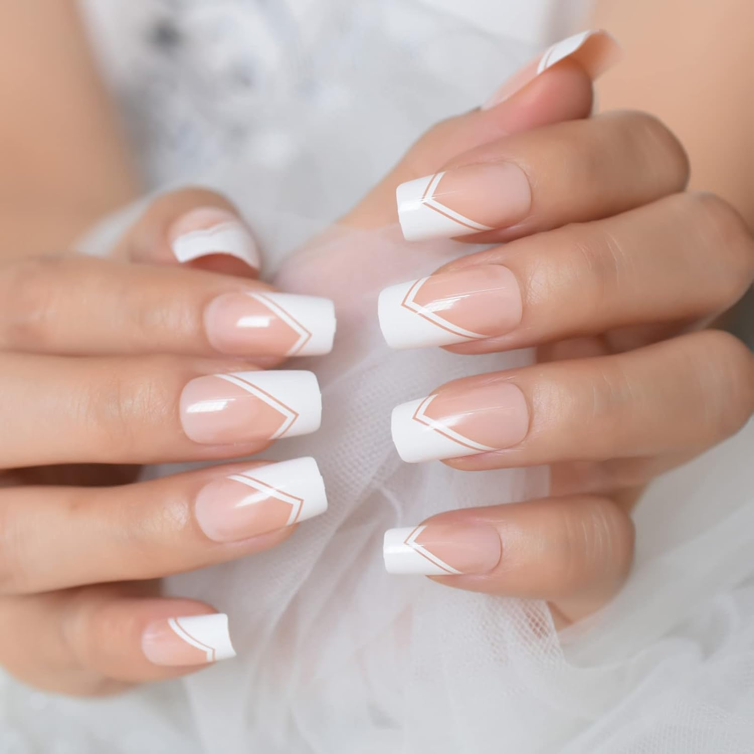 Nude White Press on Nails Medium Square French Glossy Gel Nails Full Cover False Nail Art Tips Salon Manicure Set