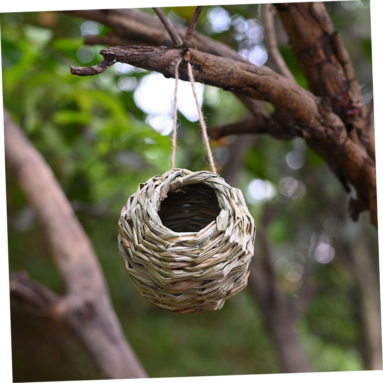 WOONEKY 3Pcs Natural Grass Hanging Bird Houses for Outdoor Garden Balcony Porch Handwoven Finch Nest Boxes with Secure Entry Weather-Resistant Straw Bird Huts Home Decor image number 5