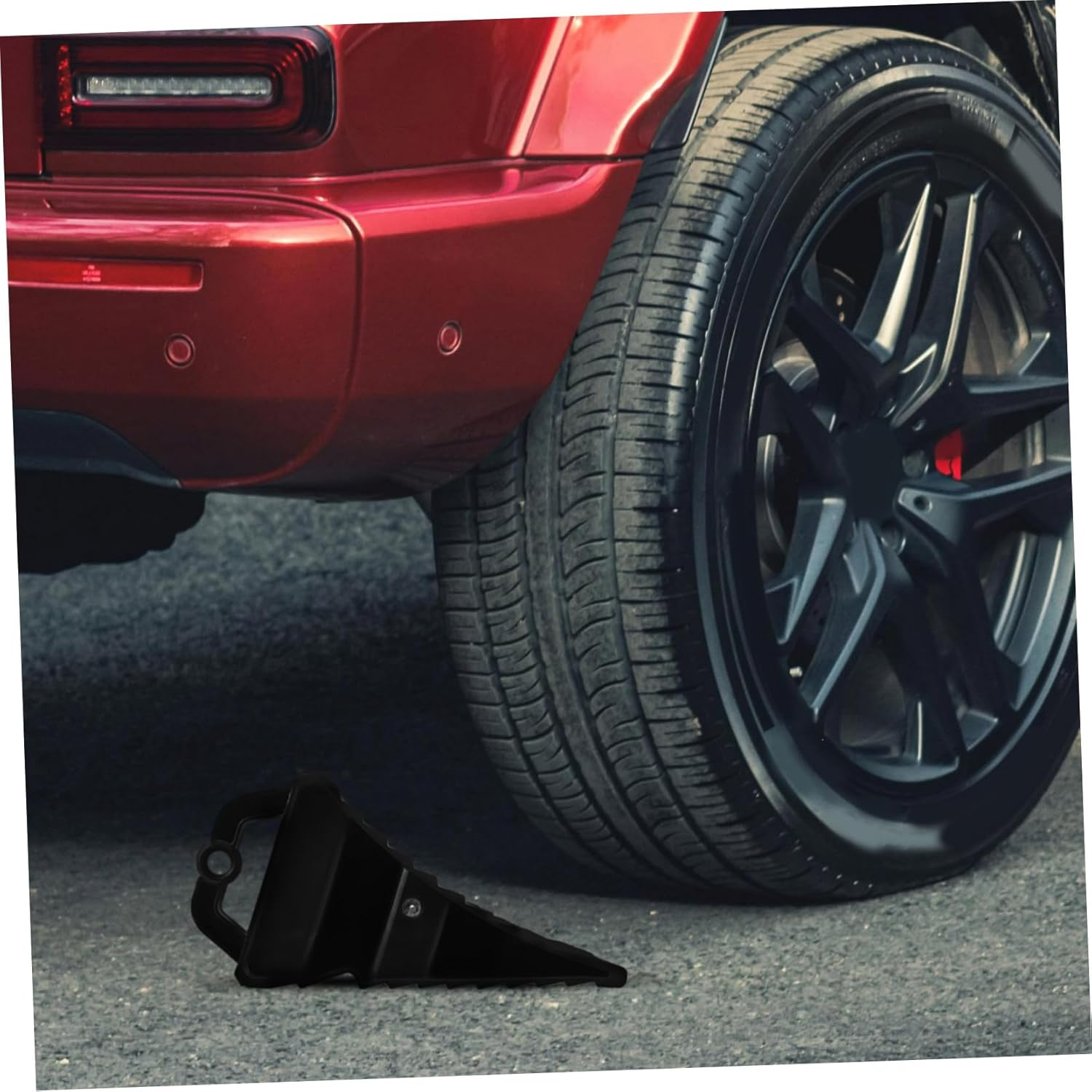 HONMEET Portable Plastic Truck Wheel Chocks Slip Tire Stoppers with Stable Lightweight Trailer Chocks for Camper and Car Parking Slopes image number 4