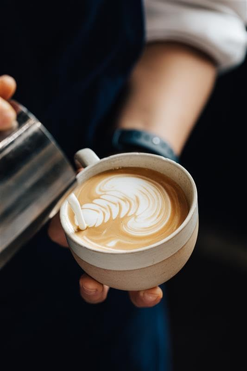 Vittoria Coffee Espresso 100% Arabica Supreme Specialty Coffee Beans. Medium Roast Profile with Tasting Notes of Honey, Strawberry and Chocolate. - 500G image number 2