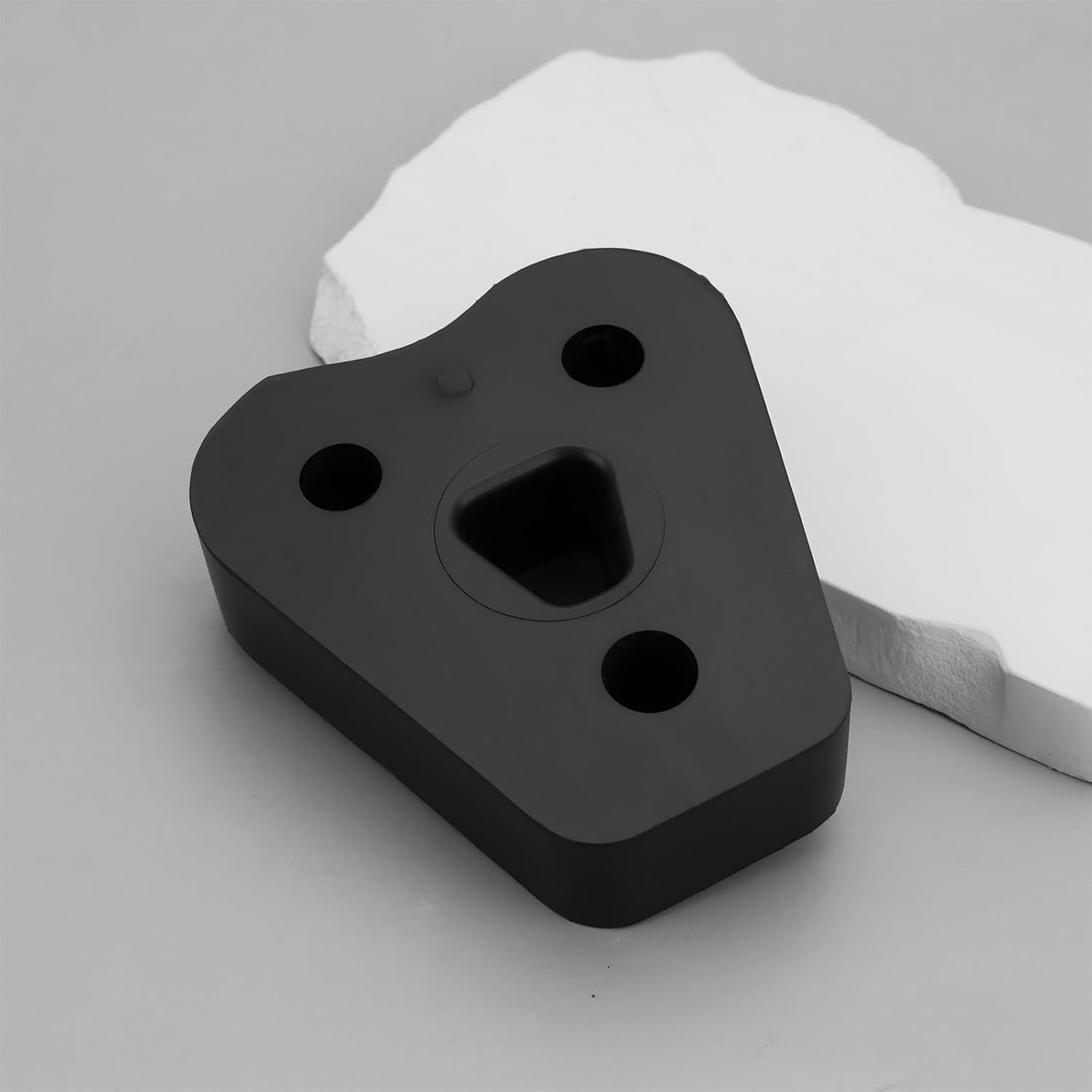 2Pcs Exhaust Muffler Hanger Rubber 1577A018/ MB431175 Compatible with Mitsubishi Pajero V36V MK2 2.8D image number 1