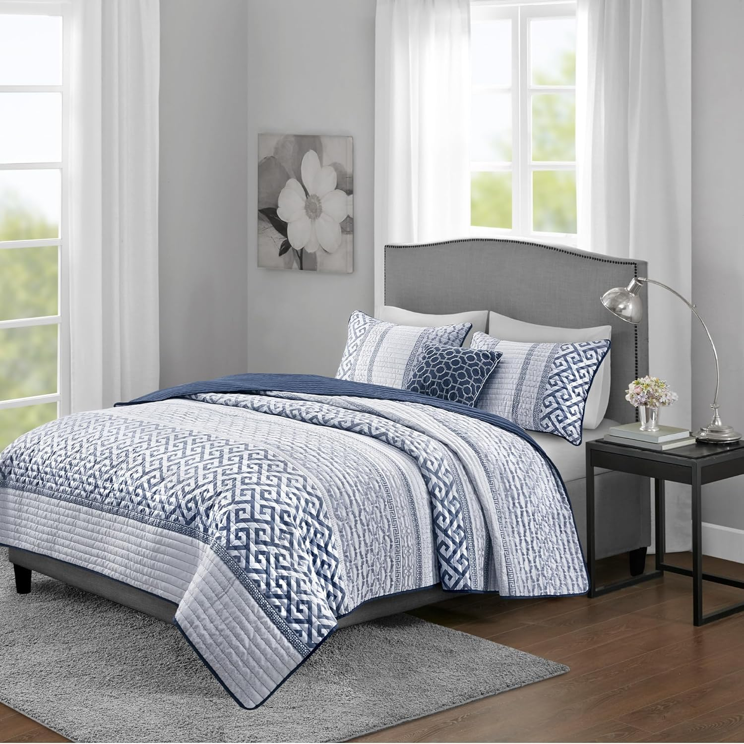 Madison Park Quilt Set Luxurious Jacquard Stripes Design - All Season, Coverlet Bedspread Lightweight Bedding Layer, Shams, Decorative Pillow, Full/Queen(90"X90"), Chevron Navy 6 Piece
