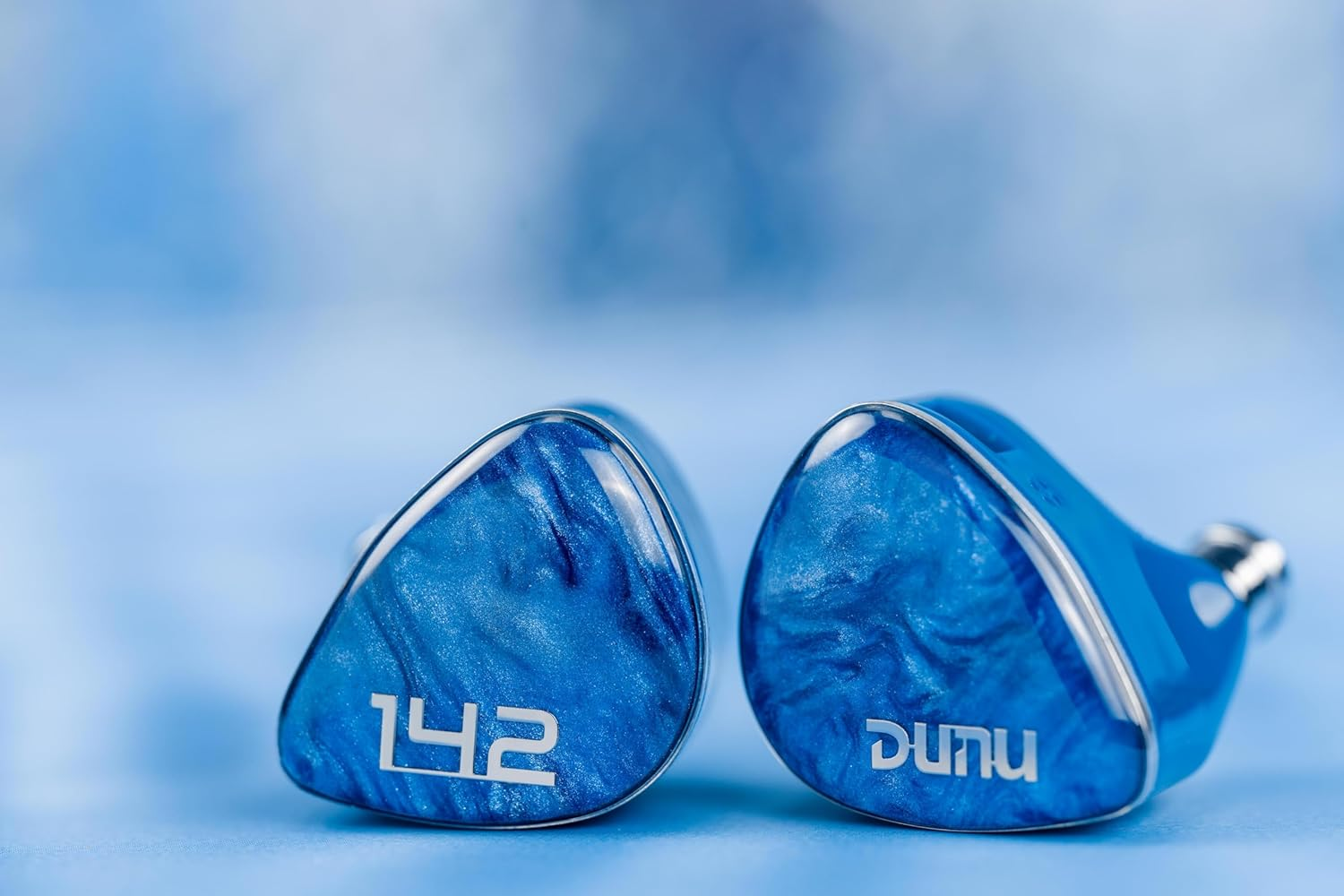 DN 142 image number 6