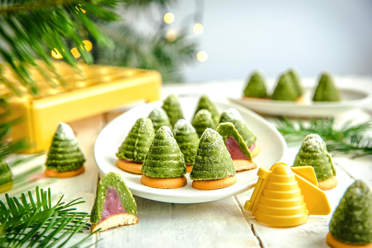 Tescoma Del&iacute;cia Beehive Mould image number 6