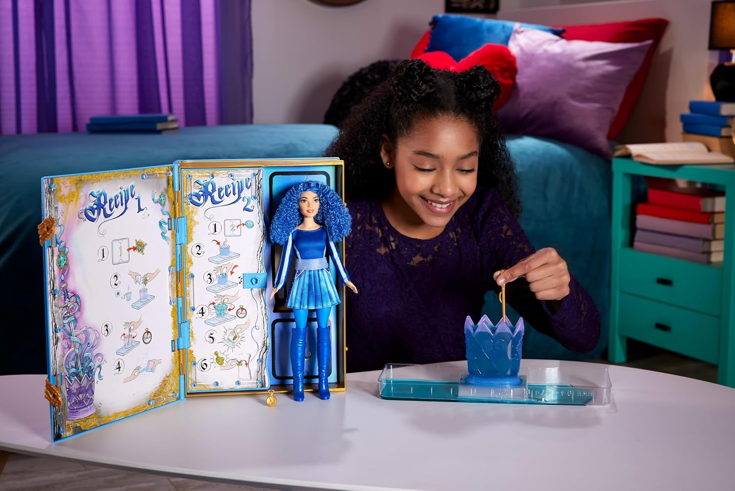 Mattel Disney Descendants: the Rise of Red Doll & Playset, the Sorcerer&rsquo;S Cookbook with Princess Chloe Charming, Daughter of Cinderella, Mix for Surprise image number 2