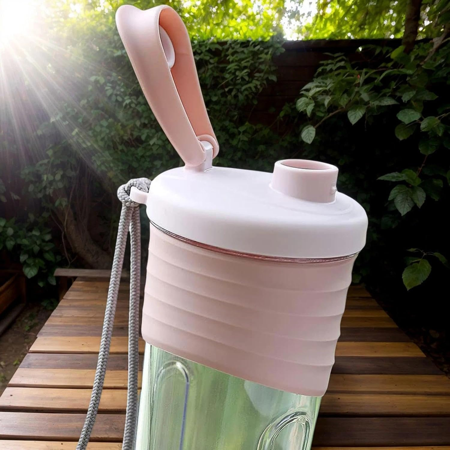 Protein Shaker Bottle for Gym, 700Ml Portable Shaker Cup with Whisk Ball, Protein Shake Bottle for Smoothies and Pre-Workout by Ruibex image number 3