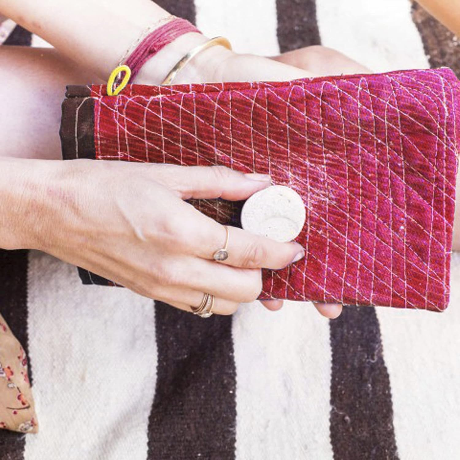 JAIRESTONE Body Scrubber Dead Skin &ndash; 4Pcs Set Sefidab Skin Scrubber for Body &ndash; Authentic Dead Skin Remover for Body &ndash; Gentle Thorough Exfoliation &ndash; Ideal for Body Care, Smooth and Soft Skin image number 4