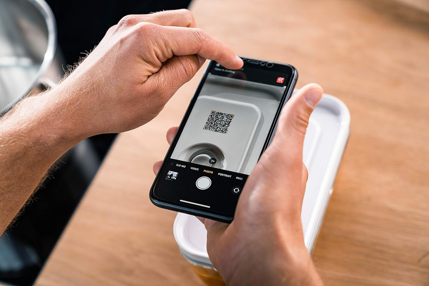 Zwilling J. A. Henckels 36804-003 Fresh save Vacuum Plastic Containers, Set of 3 Sizes, Airtight Storage Containers image number 4