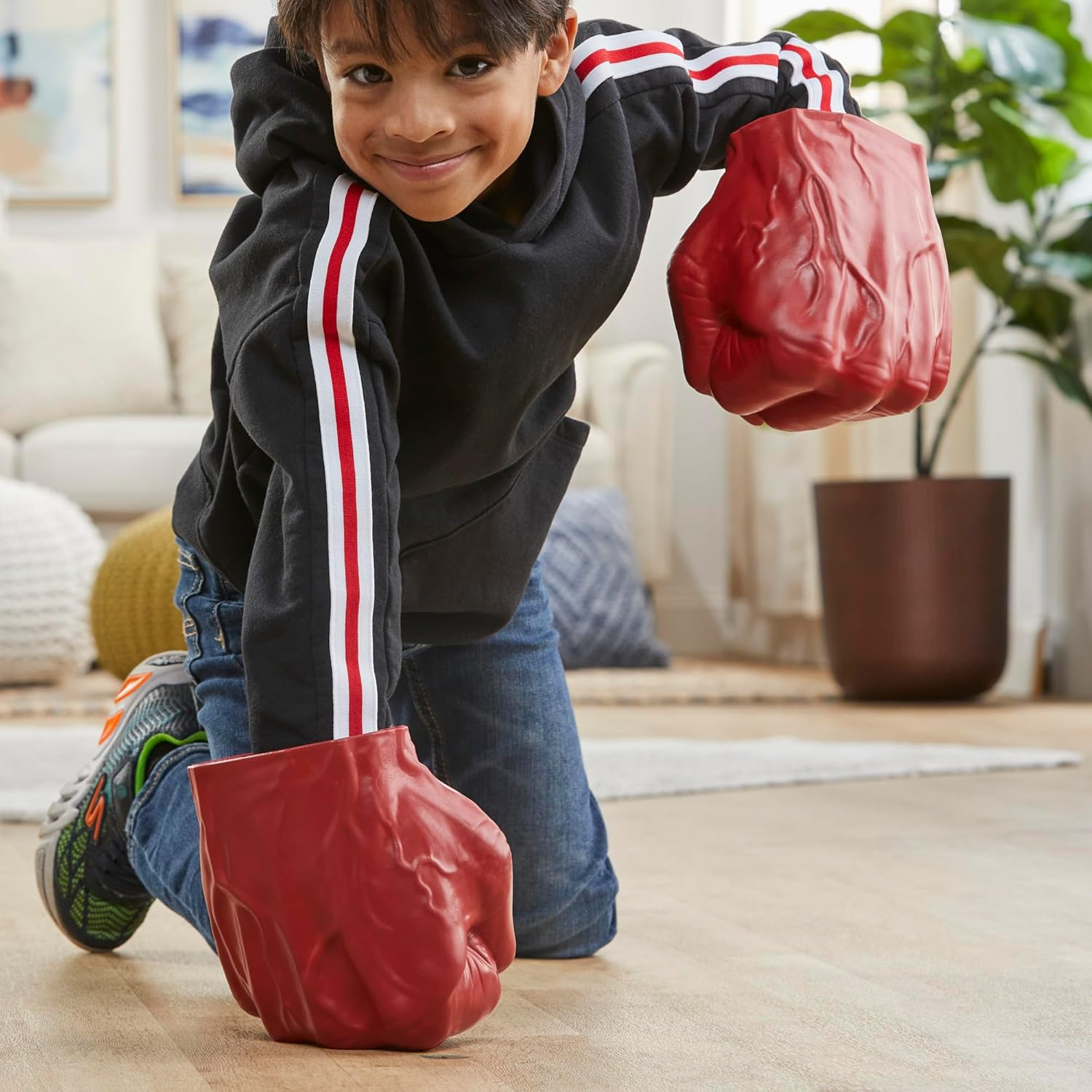 Marvel Avengers Captain America: Brave New World Red Hulk Gamma Smash Fists, Soft Foam Role Play Toy, Super Hero Toys for Kids Ages 5 and Up image number 5