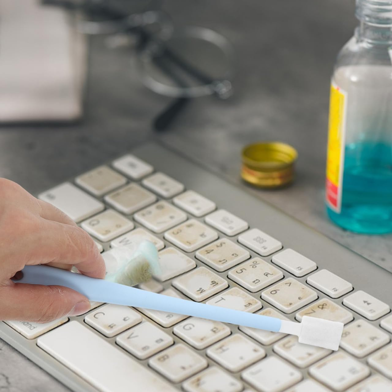 Baluue 31Pcs Disposable Long Handled Cleaning Brushes for Crevices Gaps and Corners for Toilet Keyboard Window Groove and Home Use Efficient Stain Removal Absorbent Material image number 2