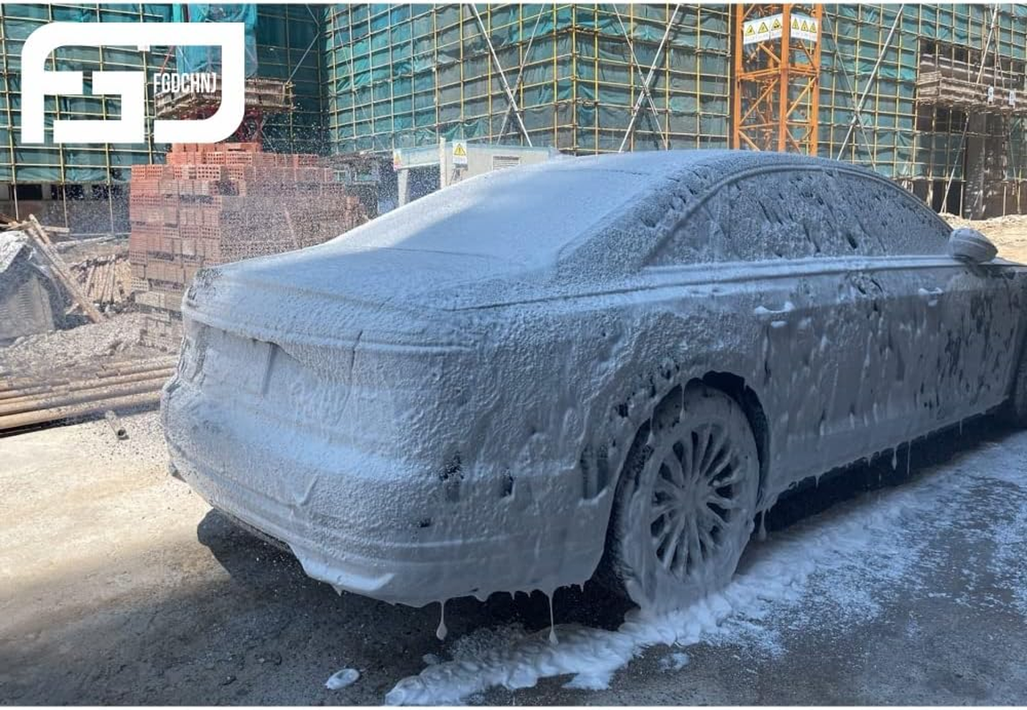 FGDCHNJ Pressure Washer Foam Cannon, Heavy Duty Foam Wash Gun, Adjustable Car Foam Blaster for Pressure Washer with 1/4 Inch Connector, 1 Liter Bottle image number 1