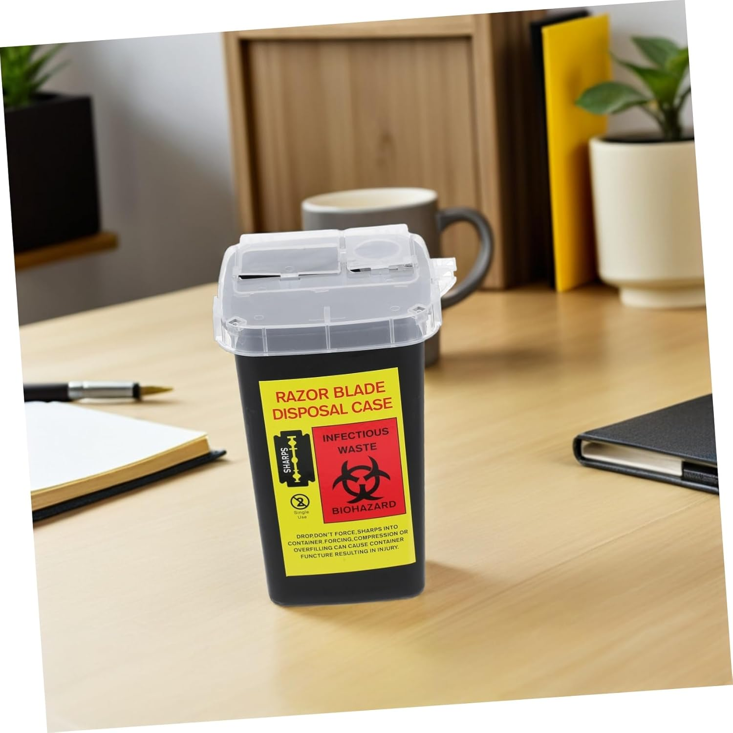 MUCKLILY 2Pcs Blades Storage Boxes for Razor Double-Edged Razor Blade Disposal Case Barbershop Supplies Sharps Container