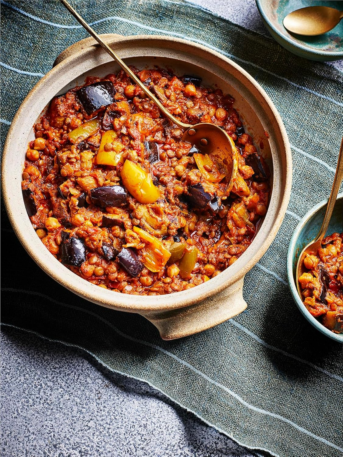 Persiana Easy: the BRAND NEW Collection of over 100 Super-Simple Recipes image number 4