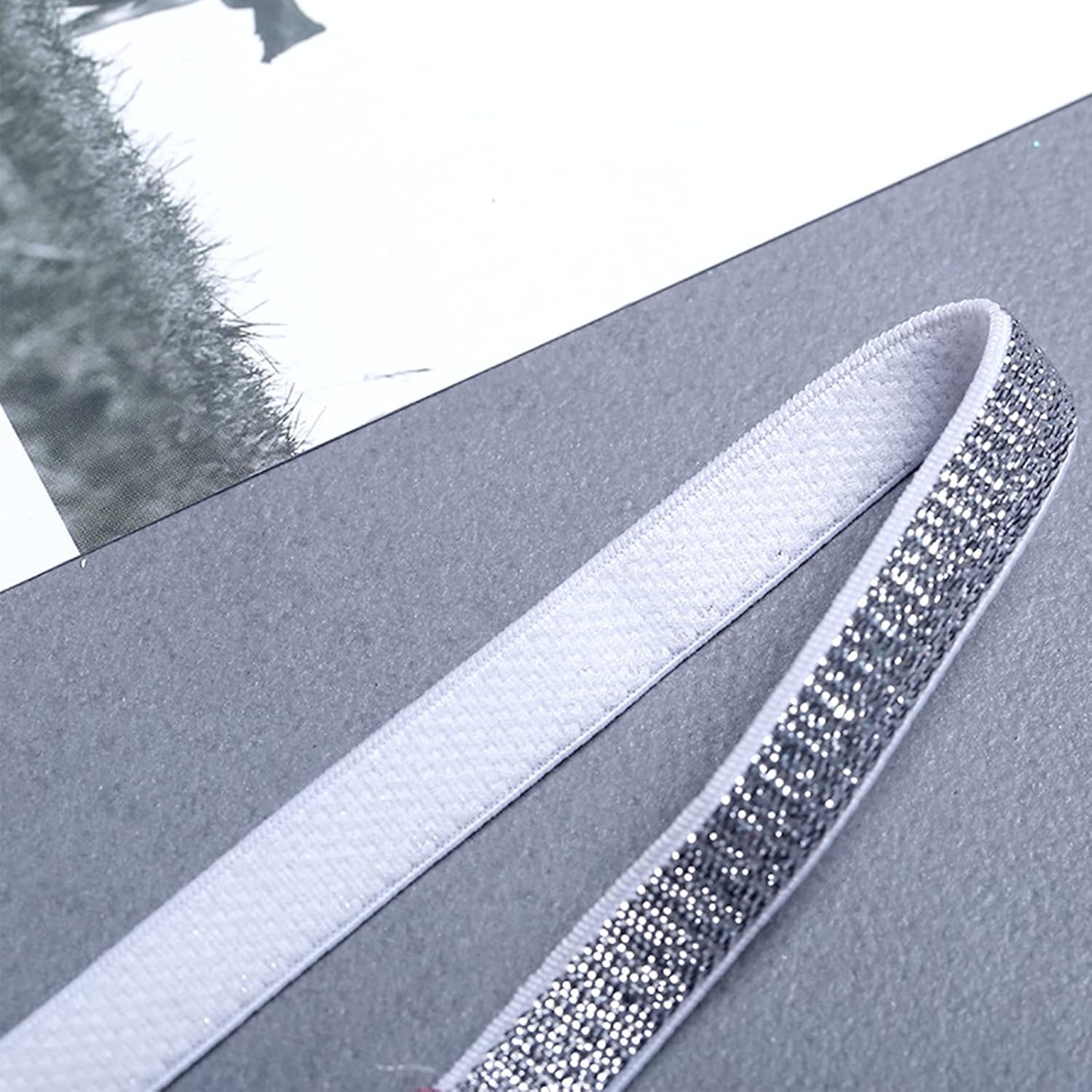 Ysmorla Pack of 6 Girls Princess Tiara Crown, Girls Crown Hair Band Kids Dress-Up Crown, Elastic Hairband Sparkling Crown Headband, Princess Tiara Set for Girls Dress-Up Party Cosplay image number 5