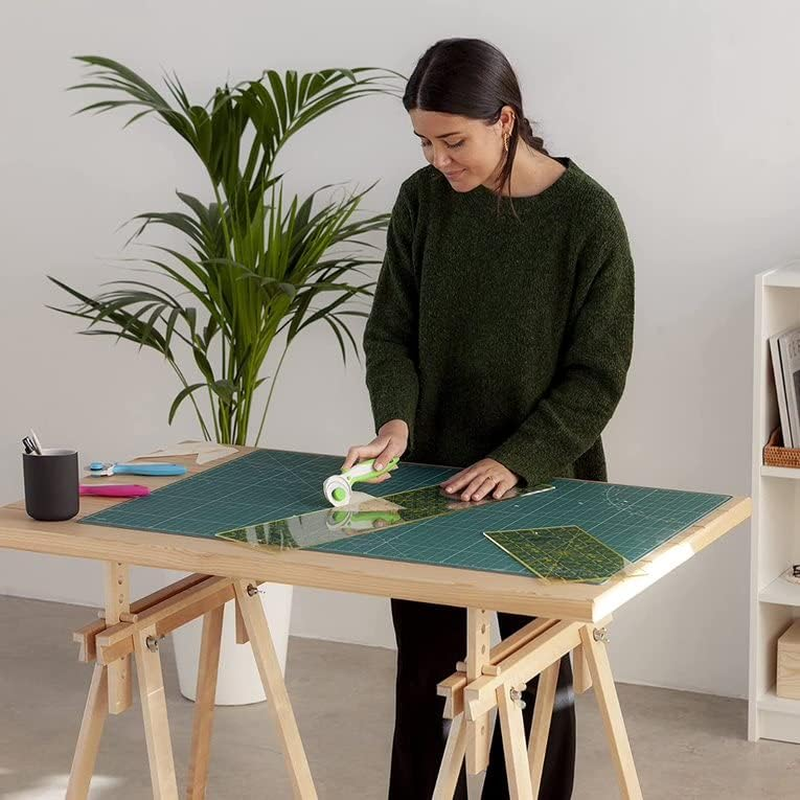 Krafters Korner A1 Cutting Mat, Lightweight and Convenient, for Quilting, Sewing, Model Making, Crafting, Carving, Paper Cutting and Scrapbooking, for Different Art and Craft Projects image number 2