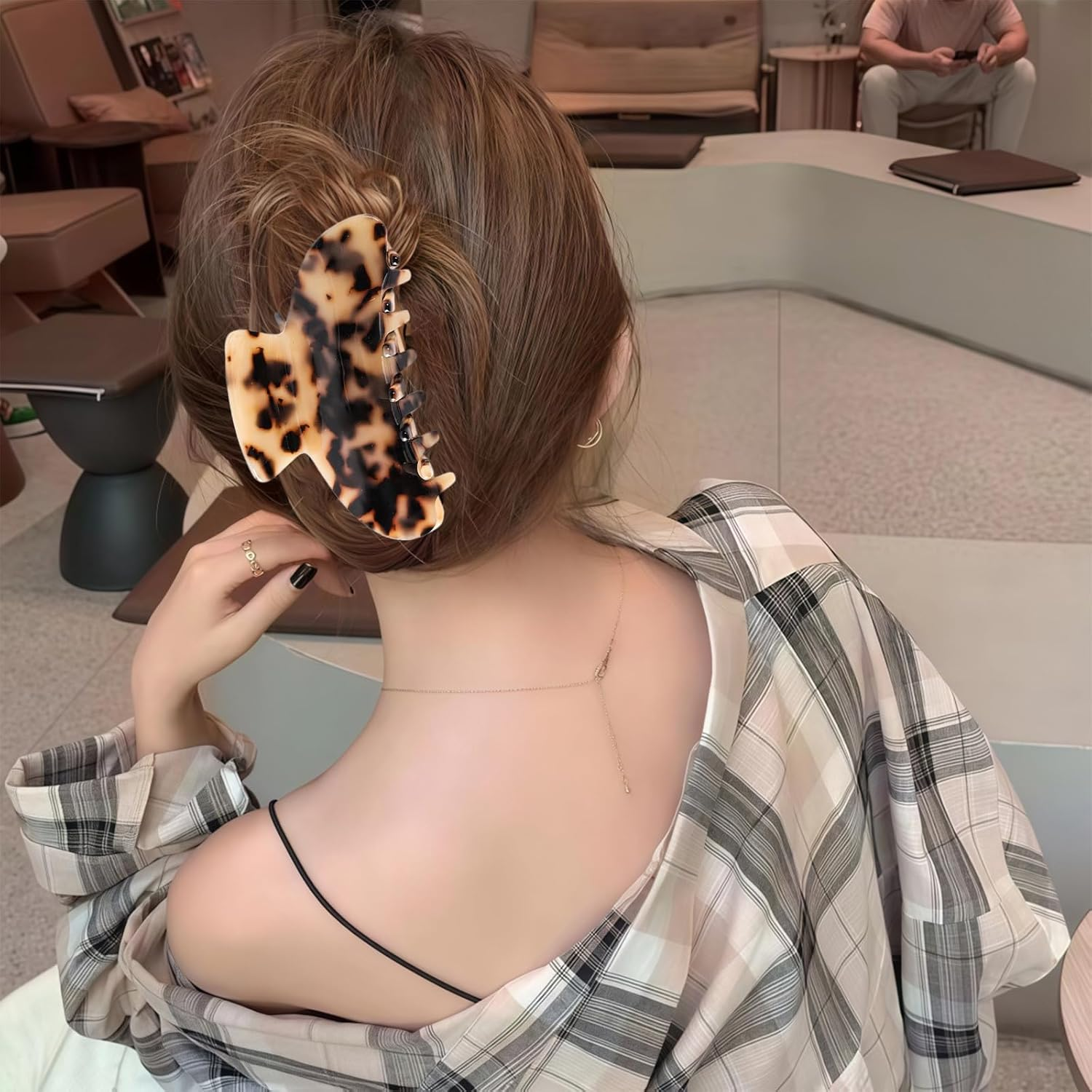 Pack of 2 Large Hair Clips Women'S Hair Clips Large Hair Clip Acetate Hair Claw Clip Hair Claws for Thick Thin Hair image number 5