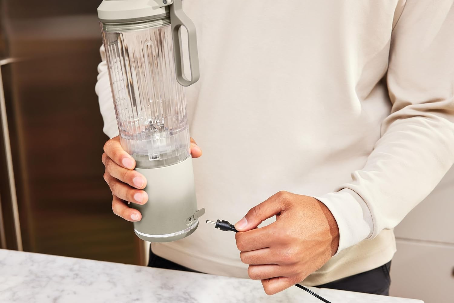 Ninja Blast Max Cordless Portable Blender, Ivory Cream image number 3
