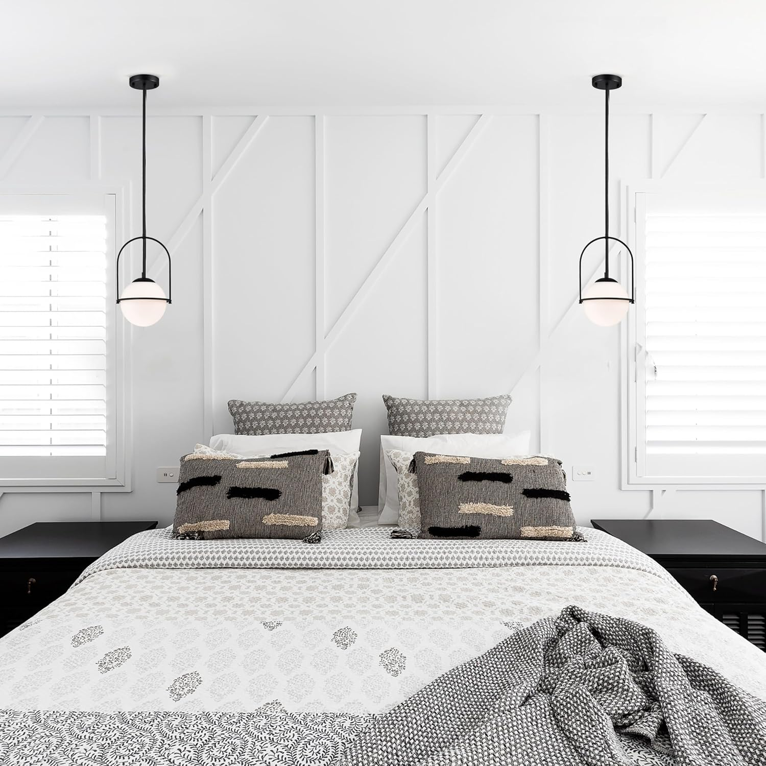 Black Globe Pendant Light, Mid Century Modern Hanging Light with 18 Cm (7.09") Glass Shade, Adjustable Pendant Light for Kitchen Island & Dining Room image number 6