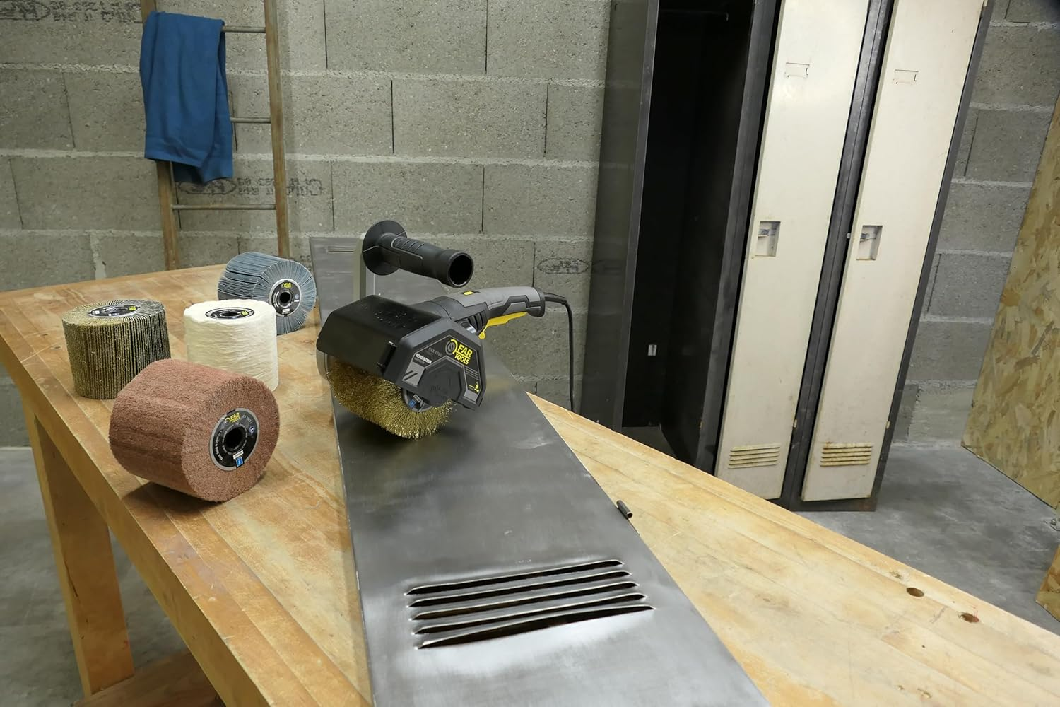 Fartools REX 120 Sander for Exterior Renovation 1300 W Black Standards image number 6