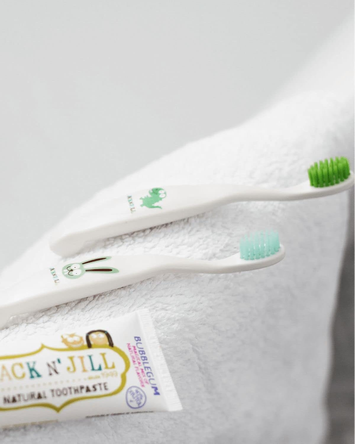 Jack N' Jill Bunny Biodegradable Children'S Toothbrush , image number 4