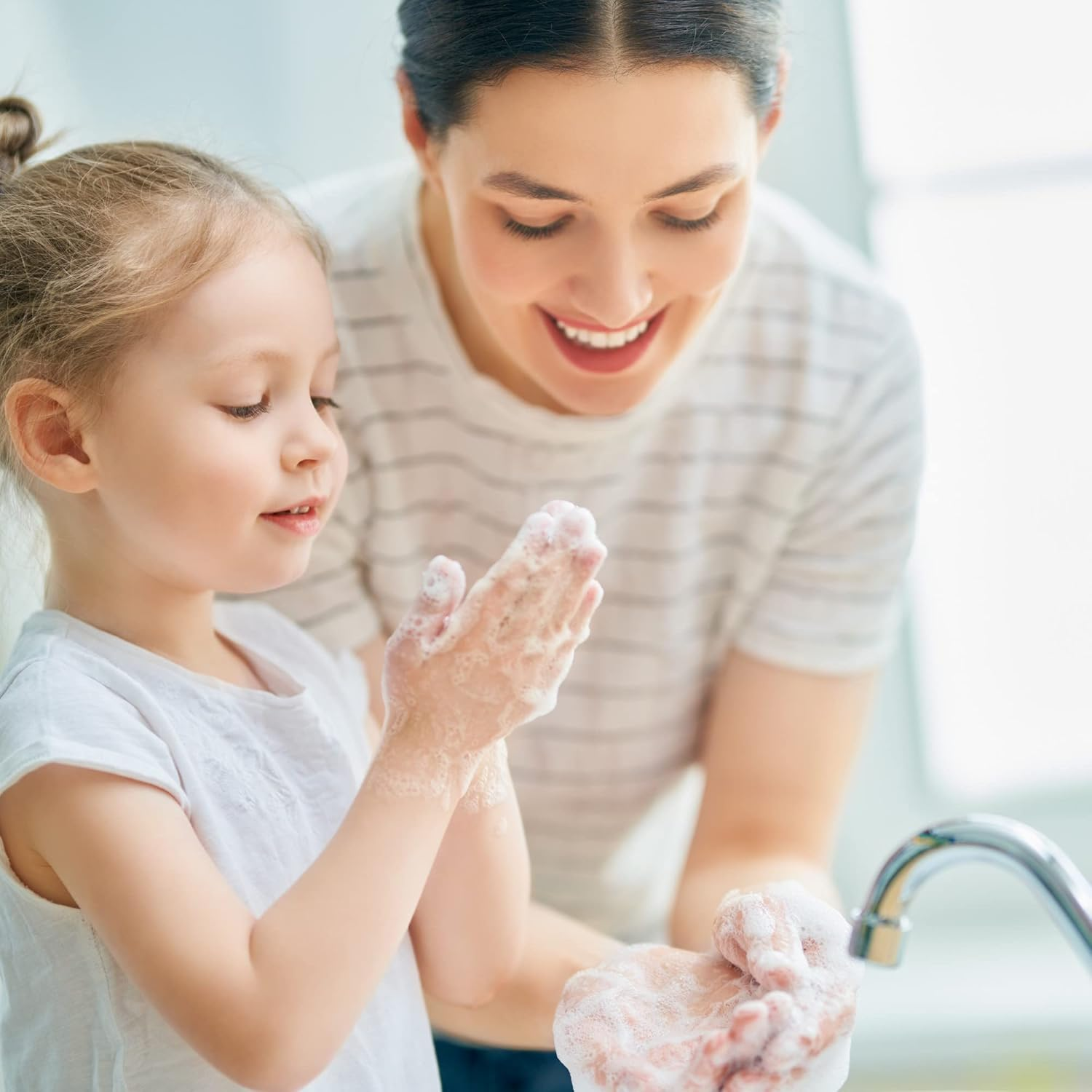 Idea Home AROM&Eacute;A Flower Garden Liquid Soap 5L Bulk Pack | Refill Canister for Soap Dispenser & Dispenser | Nourishing Hand Soap with Floral Fragrance image number 6