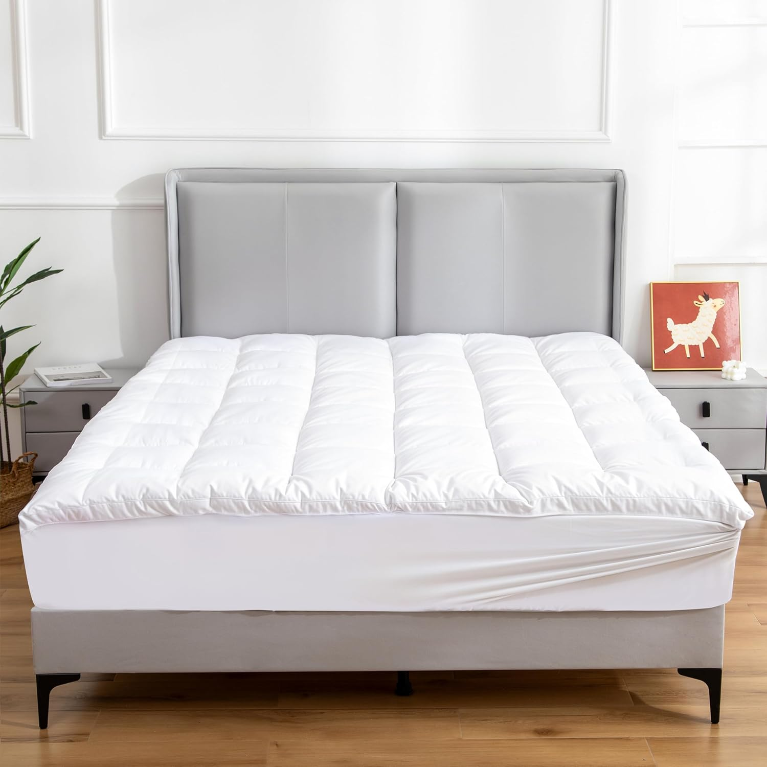 Hacienda Bedding Queen Size Mattress Topper &ndash; 100% Microfiber & Bamboo Blend for All-Year Comfort, Hypoallergenic, Antibacterial, Cooling & Moisture-Wicking Support image number 2