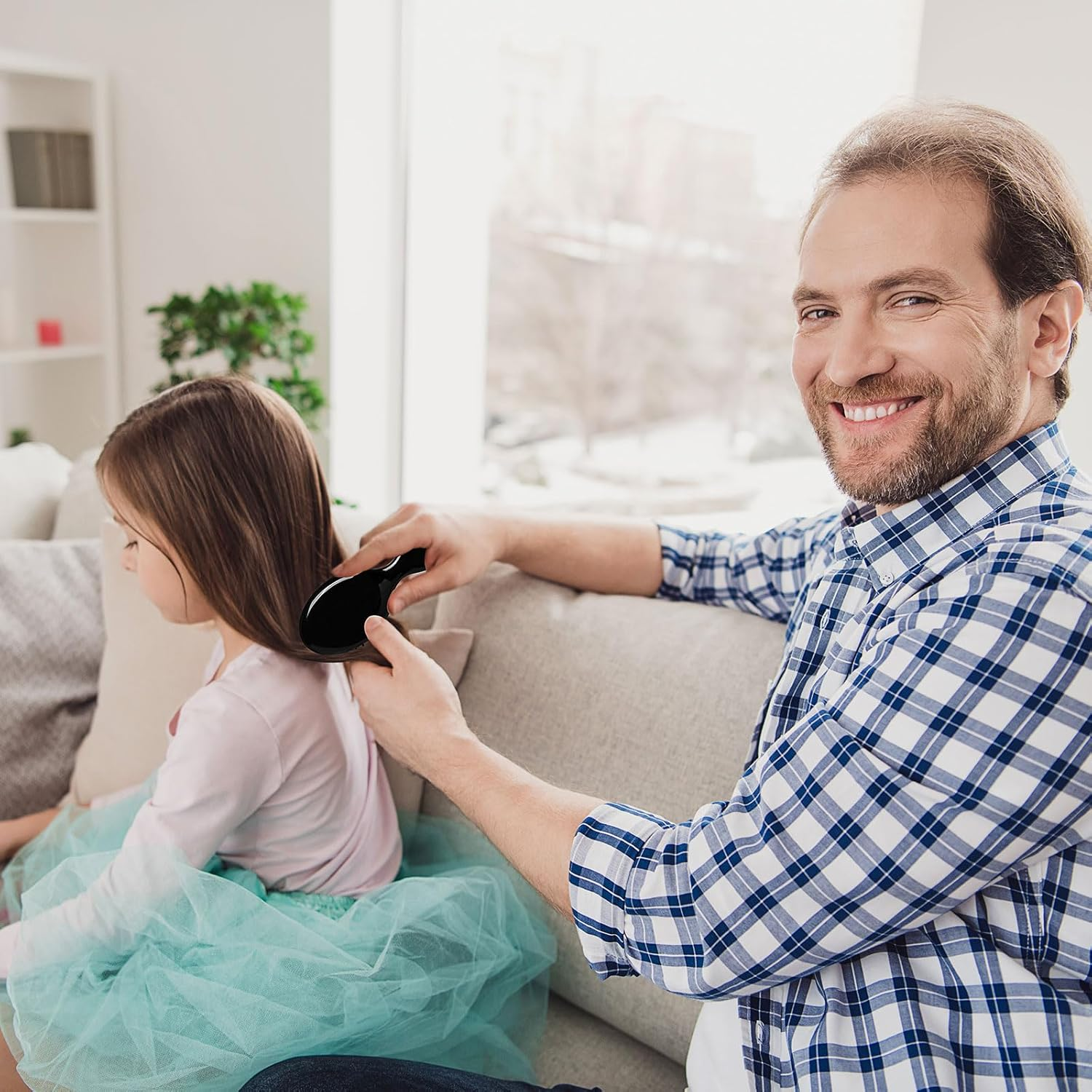 2P Mini Hair Brush,Brush Squirt Detangling Brush,Mini Detangler Brush, No Tangle Ultra-Soft Intelliflex Bristles,With Ease Knots without Tears or Breakage (Bright Black) - Bright Black image number 3