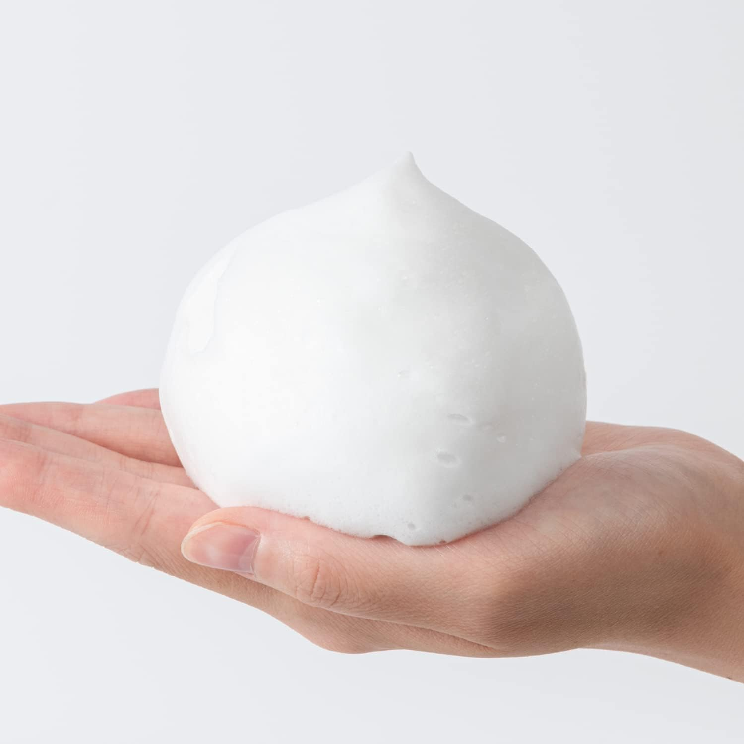 KOSE Softimo Cleansing Wash (Sermide) Makeup Remover + Face Wash All-In-One, 6.3 Oz (190 G), Set of 2, Bonus Included image number 4