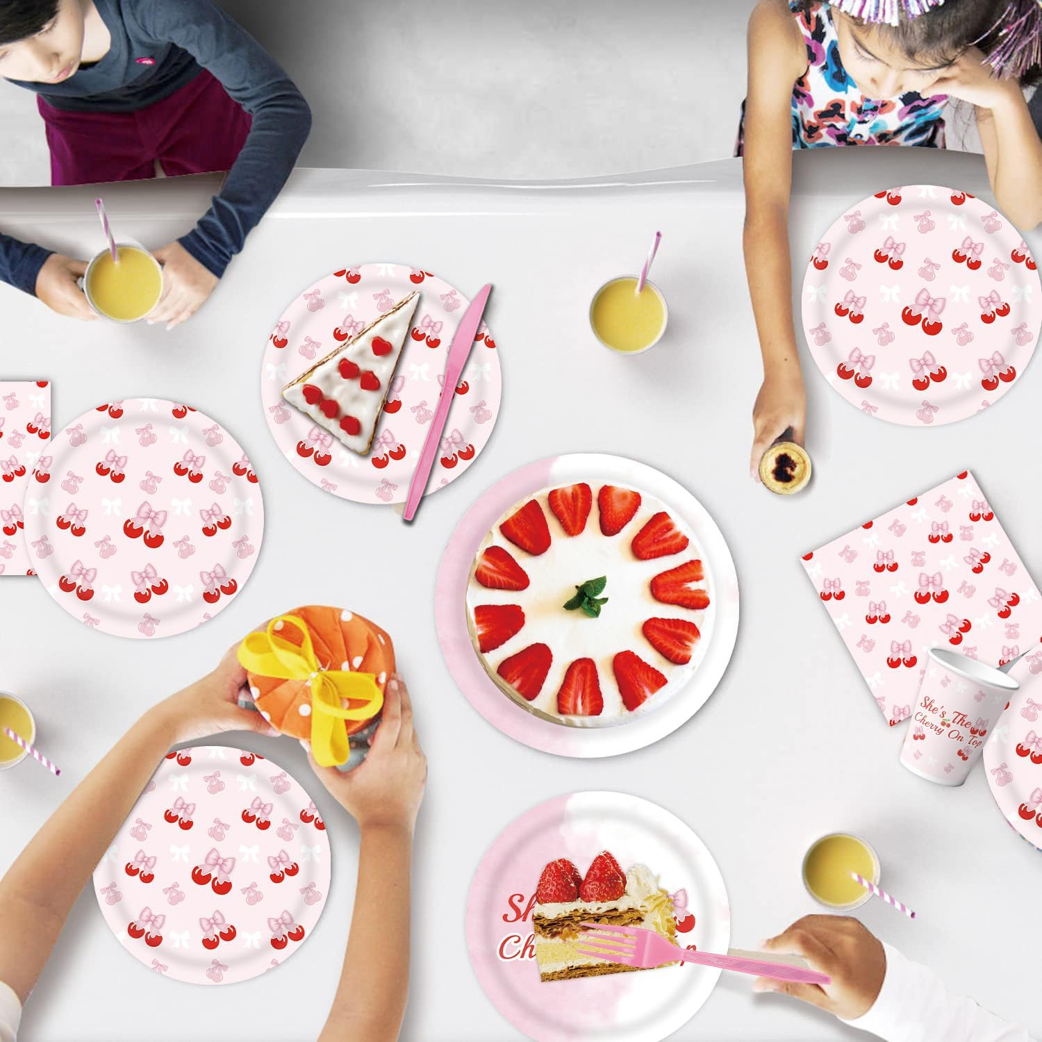 62PCS Cherry Tableware Plates Romance Red Cherry Banner Tableware Set Valentine'S Day Party Decorations Theme Dinner Disposable Paper Plates Napkins Cups Tablecloth Party Table Marry Memorial Decor image number 4