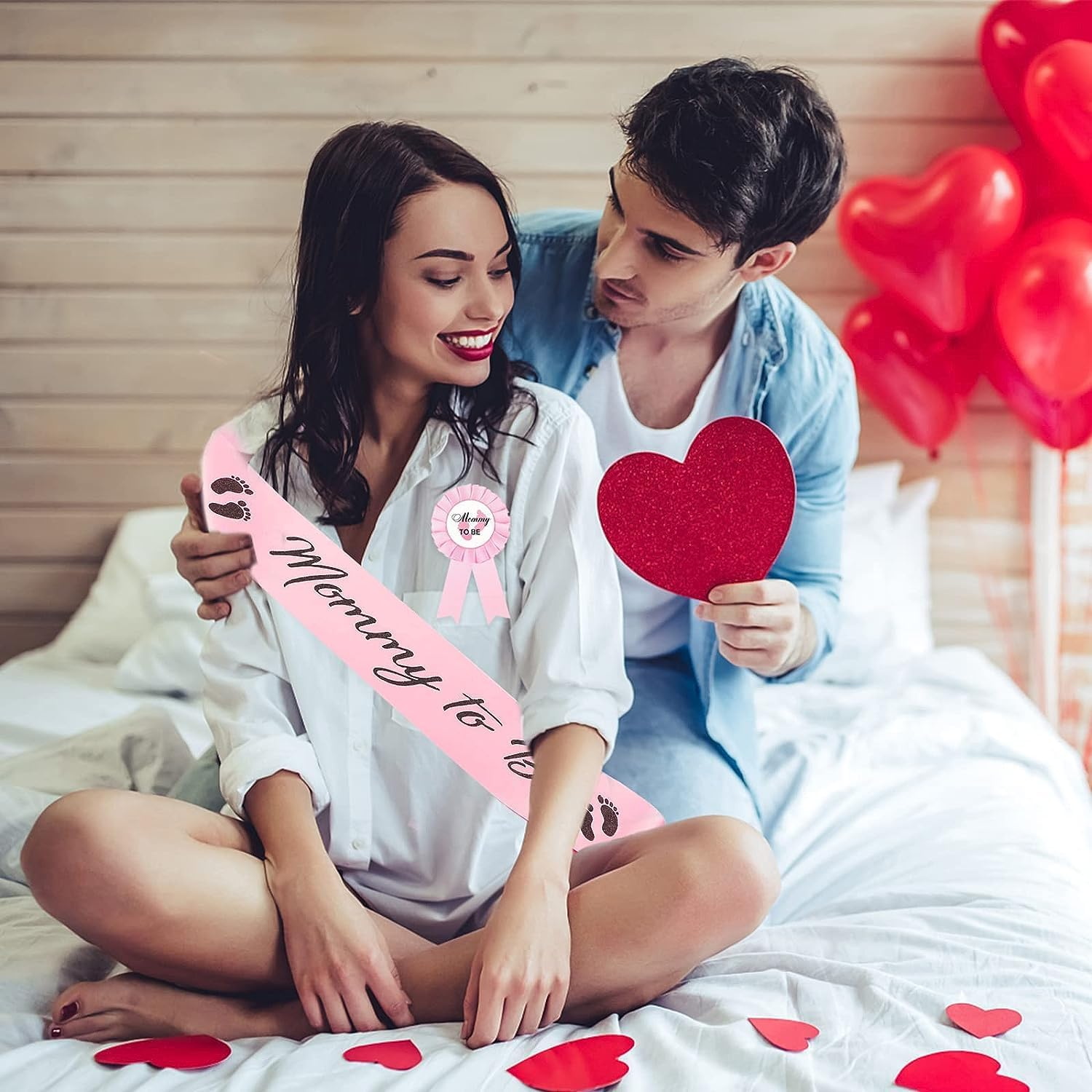 3 Packs Baby Shower Decorations Mommy to Be Sash, Daddy and Mommy to Be Badge Pin Button for Baby Shower Celebration Gender Reveals Party Favor New Dad Mom Gifts