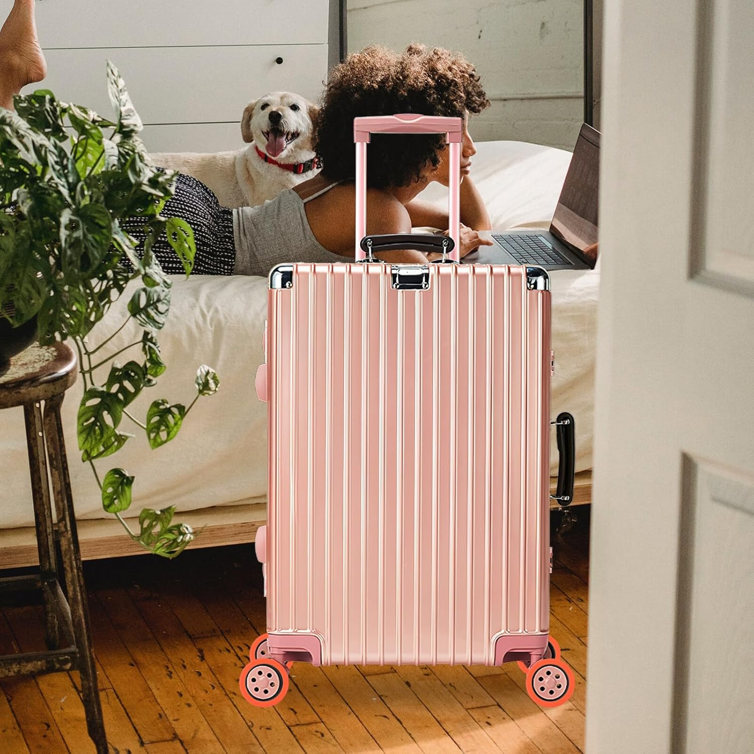 Healvian 8Pcs Luggage Wheel Protector Rubber Suitcase Wheel Travel Caster Protectors for Noise Reduction Floor Compatible Suitcases image number 6