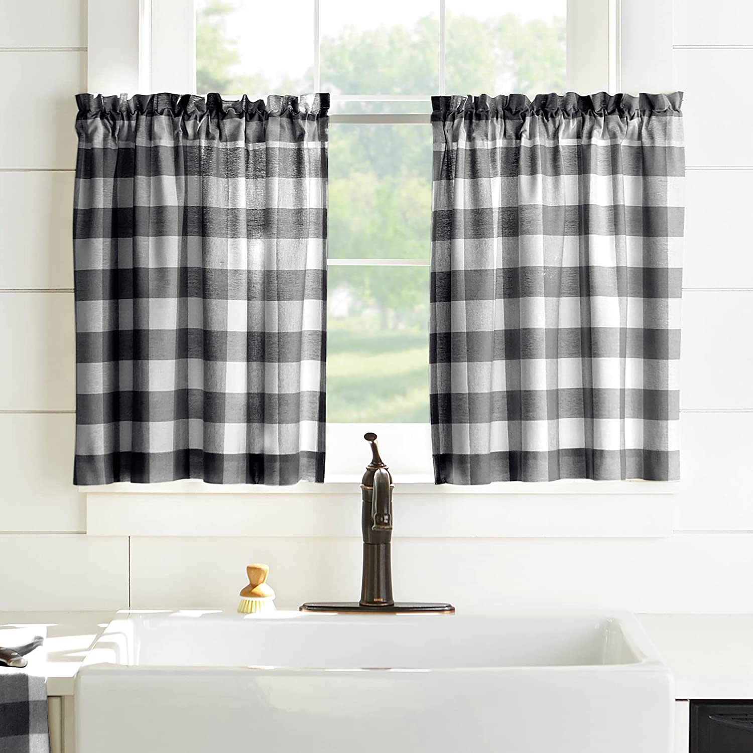 Elrene Home Fashions Farmhouse Living Buffalo Check Window Kitchen Tier Set, 100% Cotton, Black/White, 60" X 15" (1 Valance)