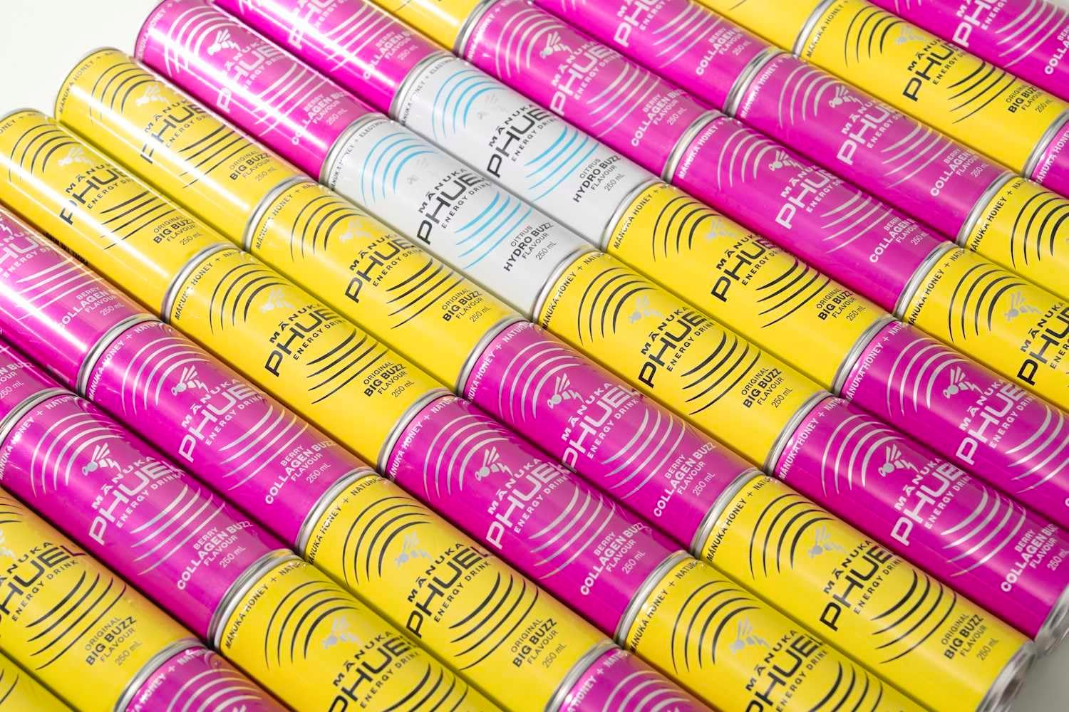 Manuka Phuel 100% Natural Energy Drink (250Ml X 12 Pack) with Marine Collagen - NO Synthetic Aftertaste - Powered by Guarana, Ginseng, Natural Caffeine, & Manuka Honey &ndash; Berry Collagen Buzz Flavour image number 3