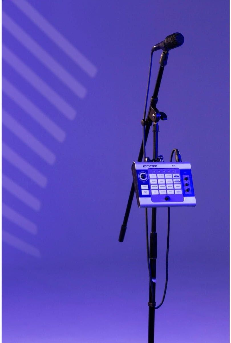 Zoom V3 Vocal Effects Processor image number 1