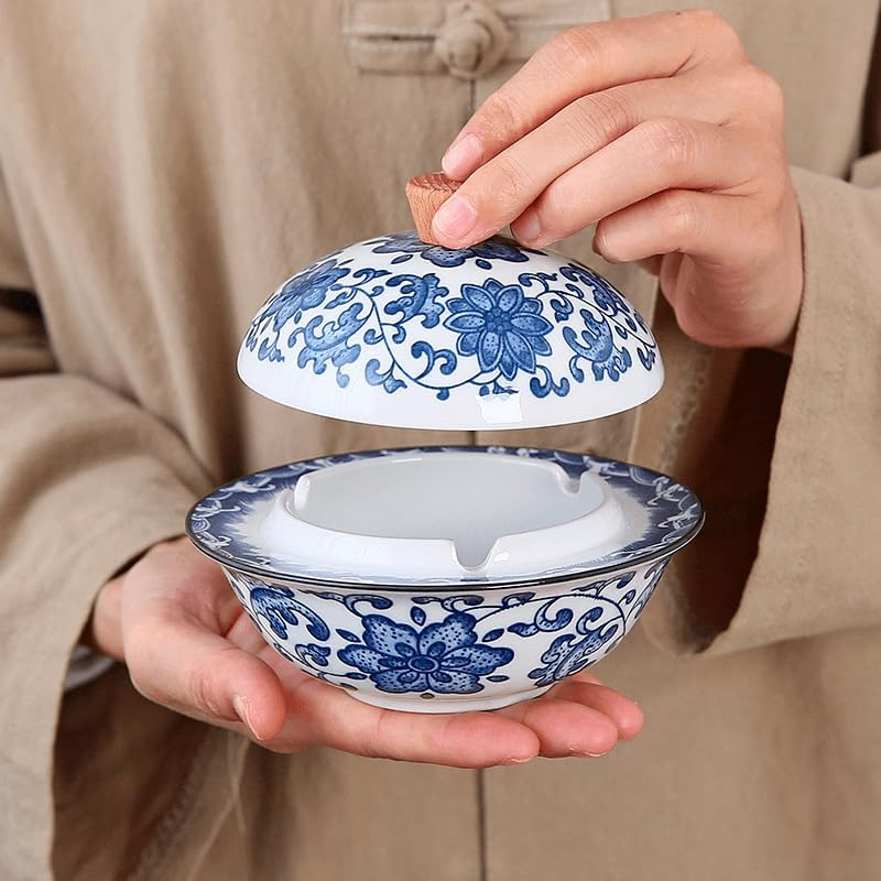 Chiorgone Vintage Blue and White Porcelain Ashtray with Lid - Chinese Feng Shui Floral Ceramic Windproof Ash Holder for Home, Office, Patio Decor