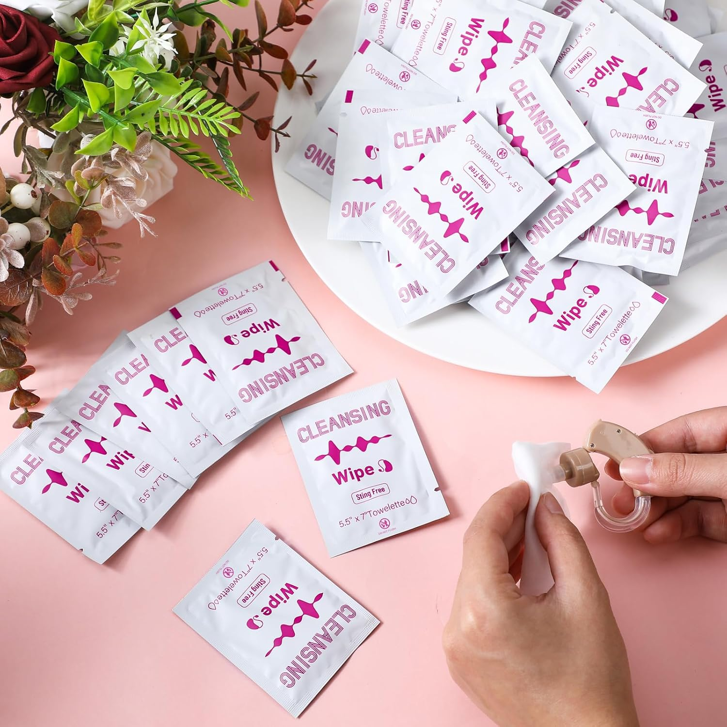 Timgle 200 Count Hearing Aid Wipes Cleaning Towelettes Individually Wrapped Phone Cleaning Wipes Laptop Cleaner Wipes for Earwax Sweat Removal from Earbuds Earmold Earplugs in Ear Monitors - Blue image number 2