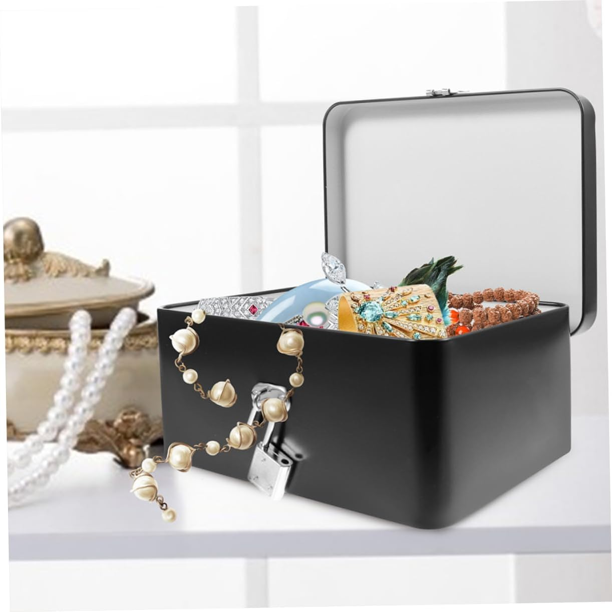 2Pcs Vintage Tinplate Box with Lock Medium Large Jewelry Storage Case Keepsake Organizer for Photos Decorative Treasure Box for Home