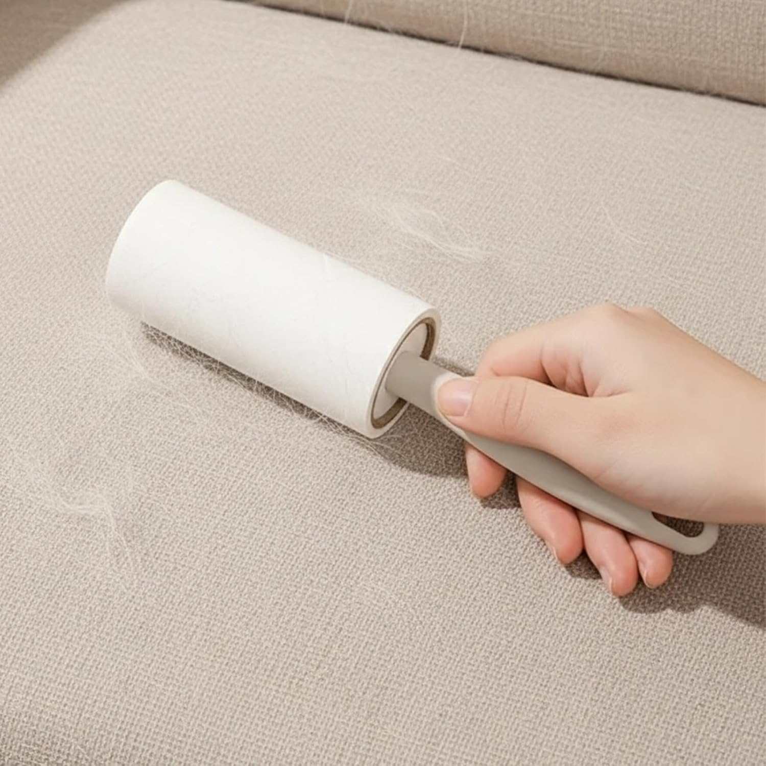 Iirlvior Pack of 2 Cat Brush, Pet Dog Brush, Brush for Cats and Dogs, Universal Dog Brush for Long Hair and Short Hair, Lint Roller, Detangling Brush for Removing Loose Hair image number 2