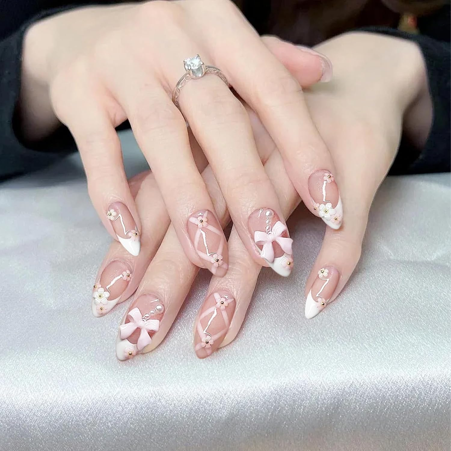 Yamobi Pack of 24 Artificial Nails, Glitter Press on Nails, Short, French Nails for Sticking, Y2K Press on Nails, Almond Shape Press on Nails French, DIY Manicure