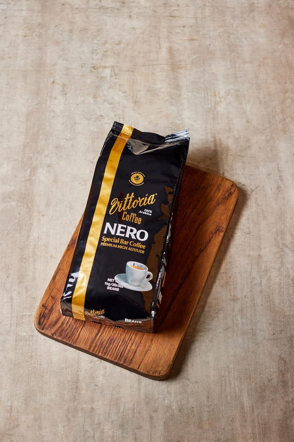 Vittoria Coffee Nero 100% Arabica Special Bar Dark Roasted Coffee Beans. Online Exclusive -1Kg image number 4