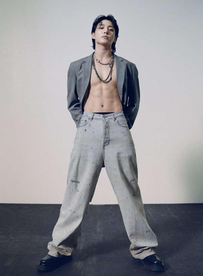 BTS Jungkook Golden 1St Solo Album Standard SHINE Version Cd+1P Folded Poster on Pack+64P Photobook+2P Postcard+2P Photocard+2Ea Symbol Sticker+Tracking Sealed JUNG KOOK image number 1