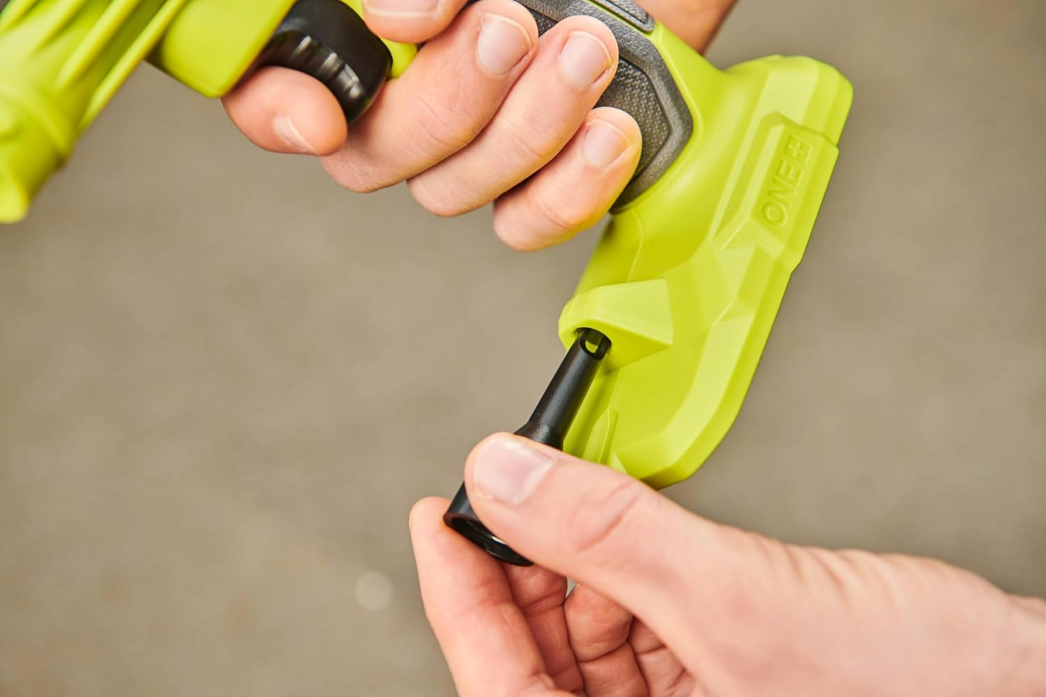 Ryobi - 18V ONE+ Cordless Deflator Inflator with High Flow: 250 L/Min - Comes with Pinch Valve Nozzle (Without Battery) - RVI18 image number 2
