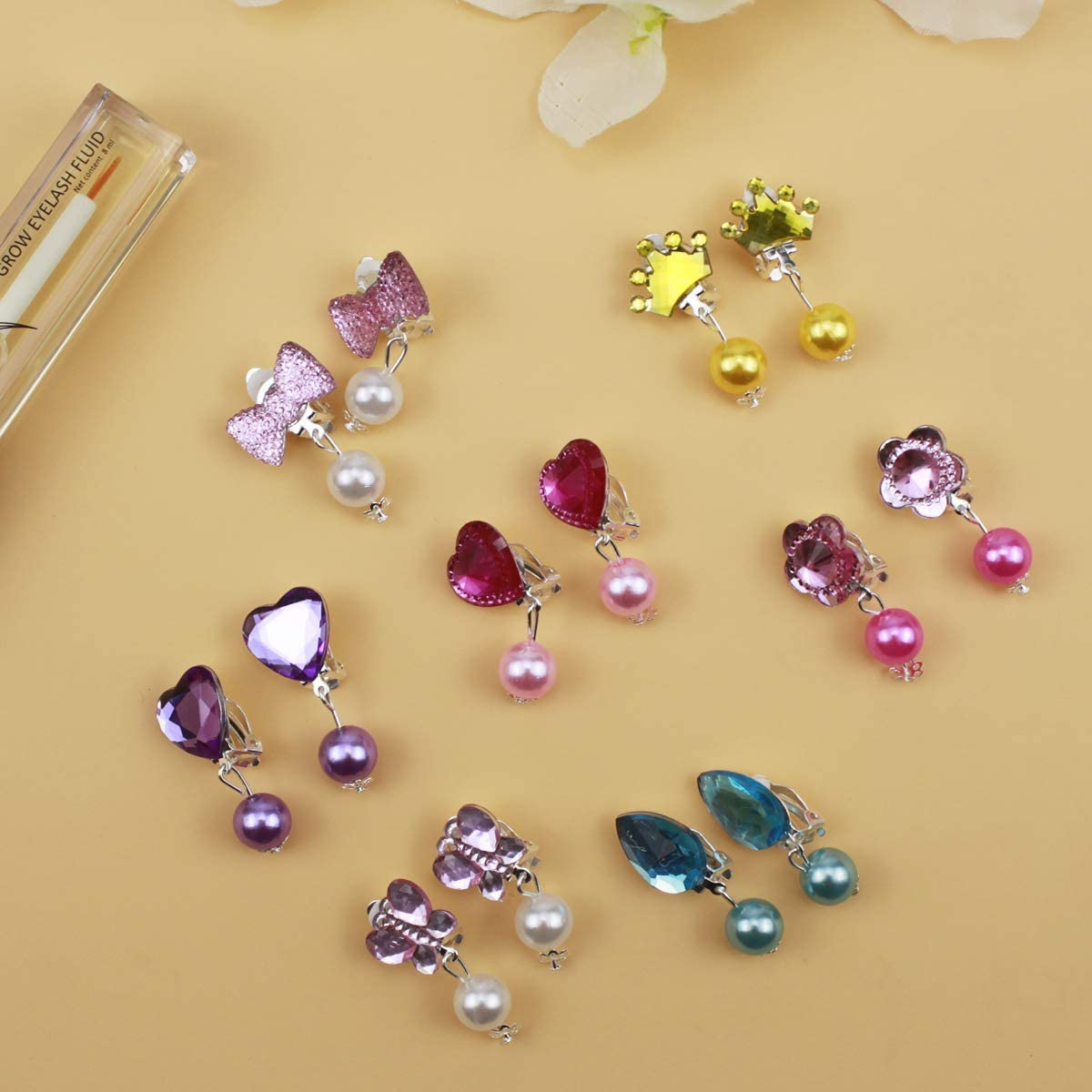 Clip Earrings Set for Children Girls, 7 Pairs Girls Game Earrings, Dress up Princess Jewellery Accessories for Birthday Party Gift Toy Packed in Transparent Boxes