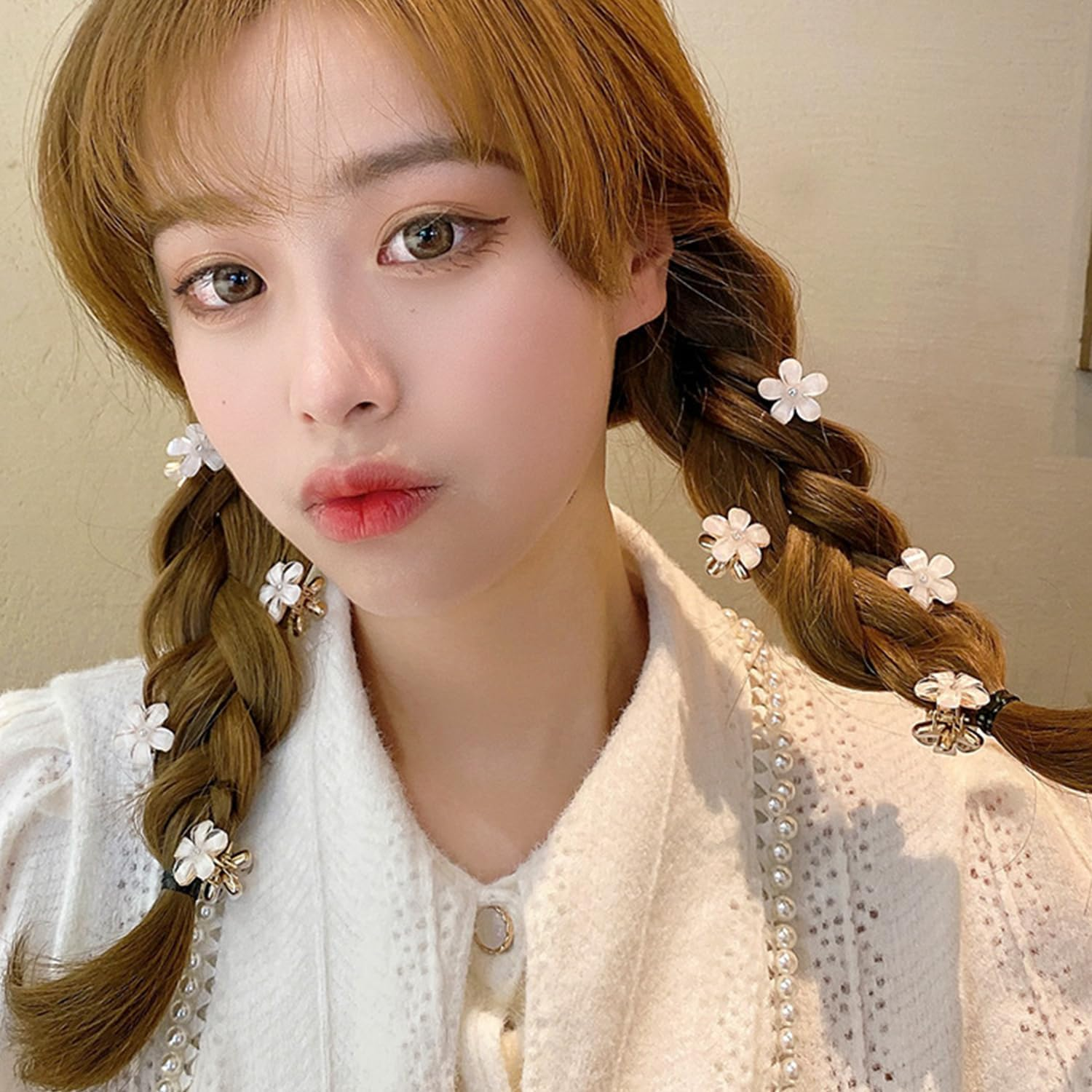 14 Small Flower Shaped Hair Pins, Mini Crystal Hair Pins, Simple and Cute Hair Accessories and Hairstyle Fixing Accessories. image number 4