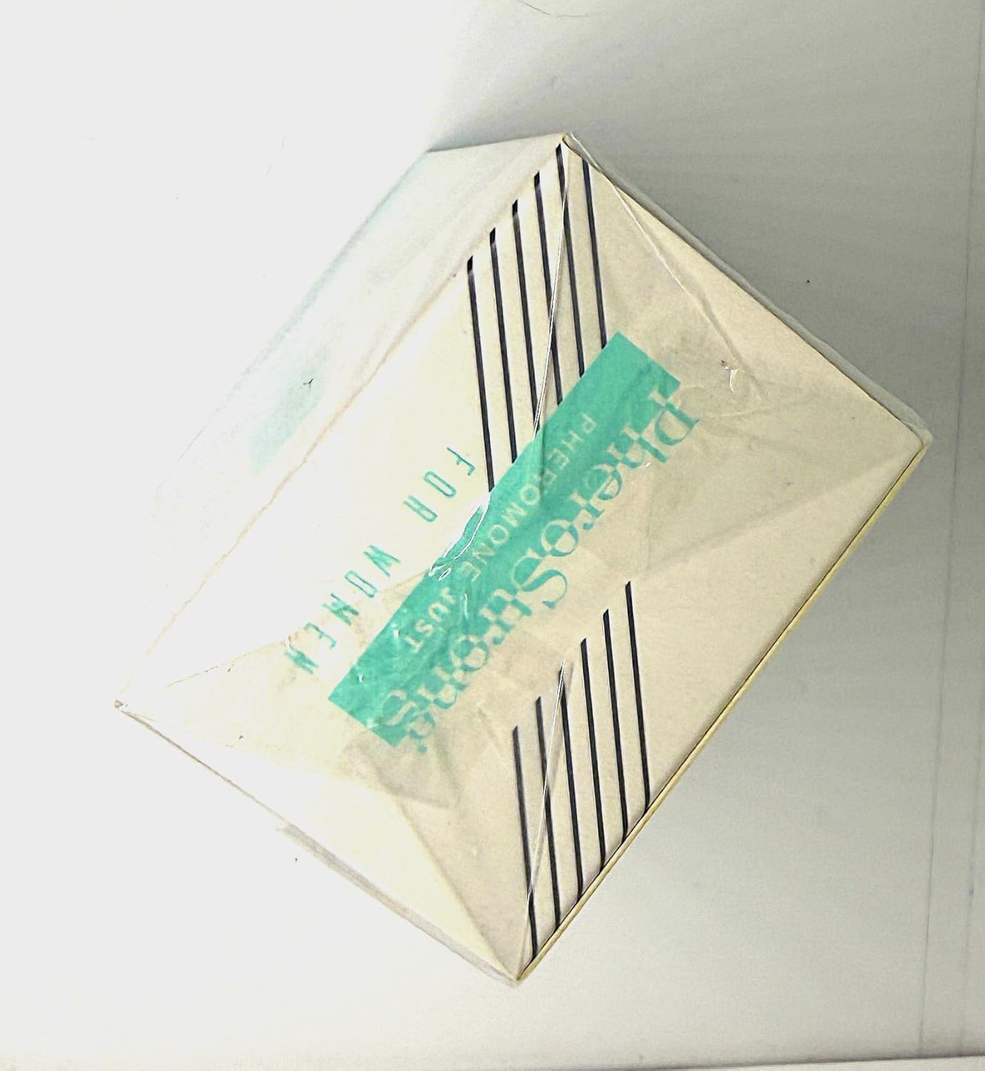 Pherostrong Pheromone Perfume for Women &ndash; Irresistible Floral-Chypre Scent with Pheromones &ndash; Elegant & Sophisticated Fragrance for Confidence & Attraction &ndash; Long-Lasting Perfume 50Ml image number 2