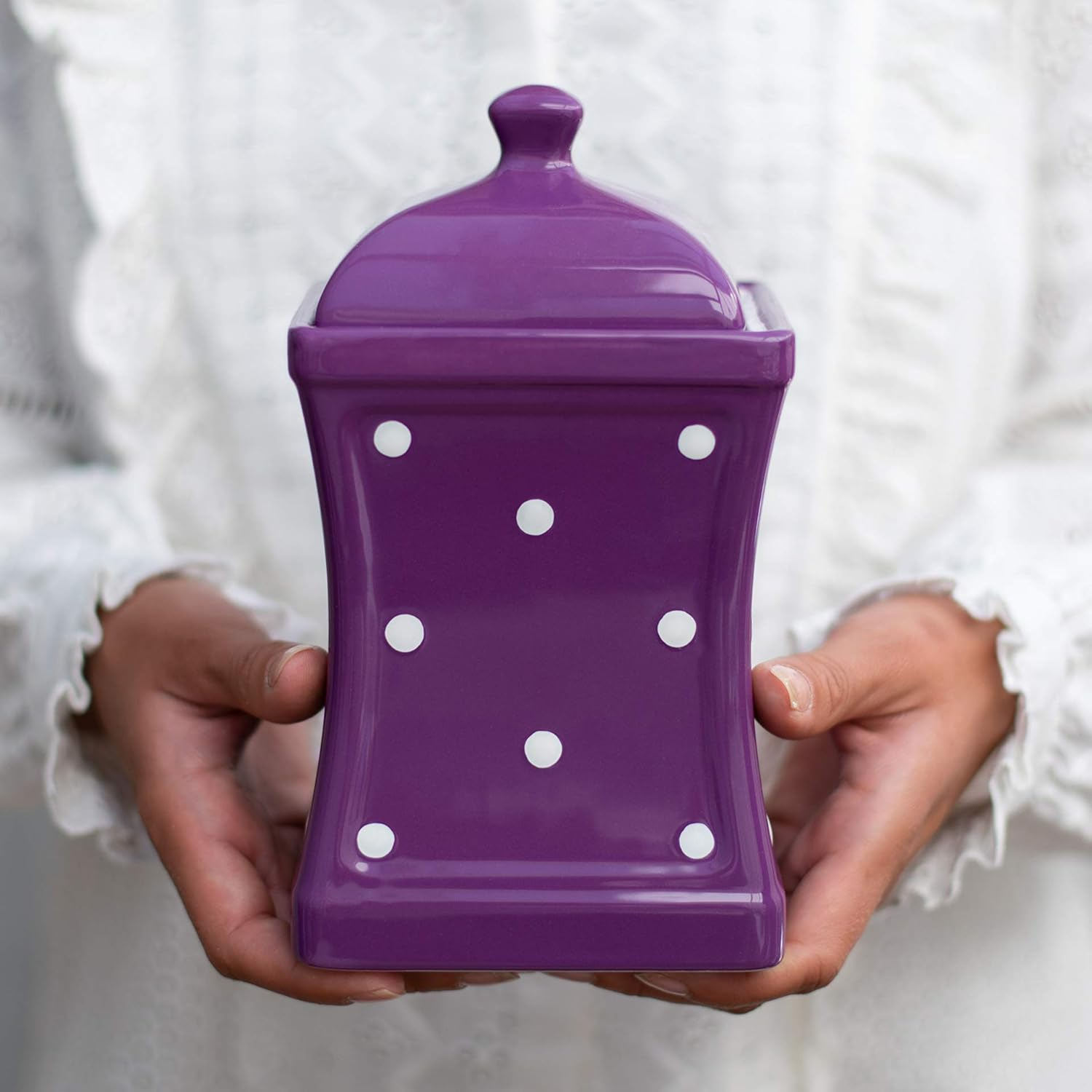 City to Cottage Handmade Purple and White Polka Dot Large Ceramic 31.5Oz/900Ml Kitchen Storage Jar with Lid | Pottery Canister, Cookie Jar, Housewarming Gift