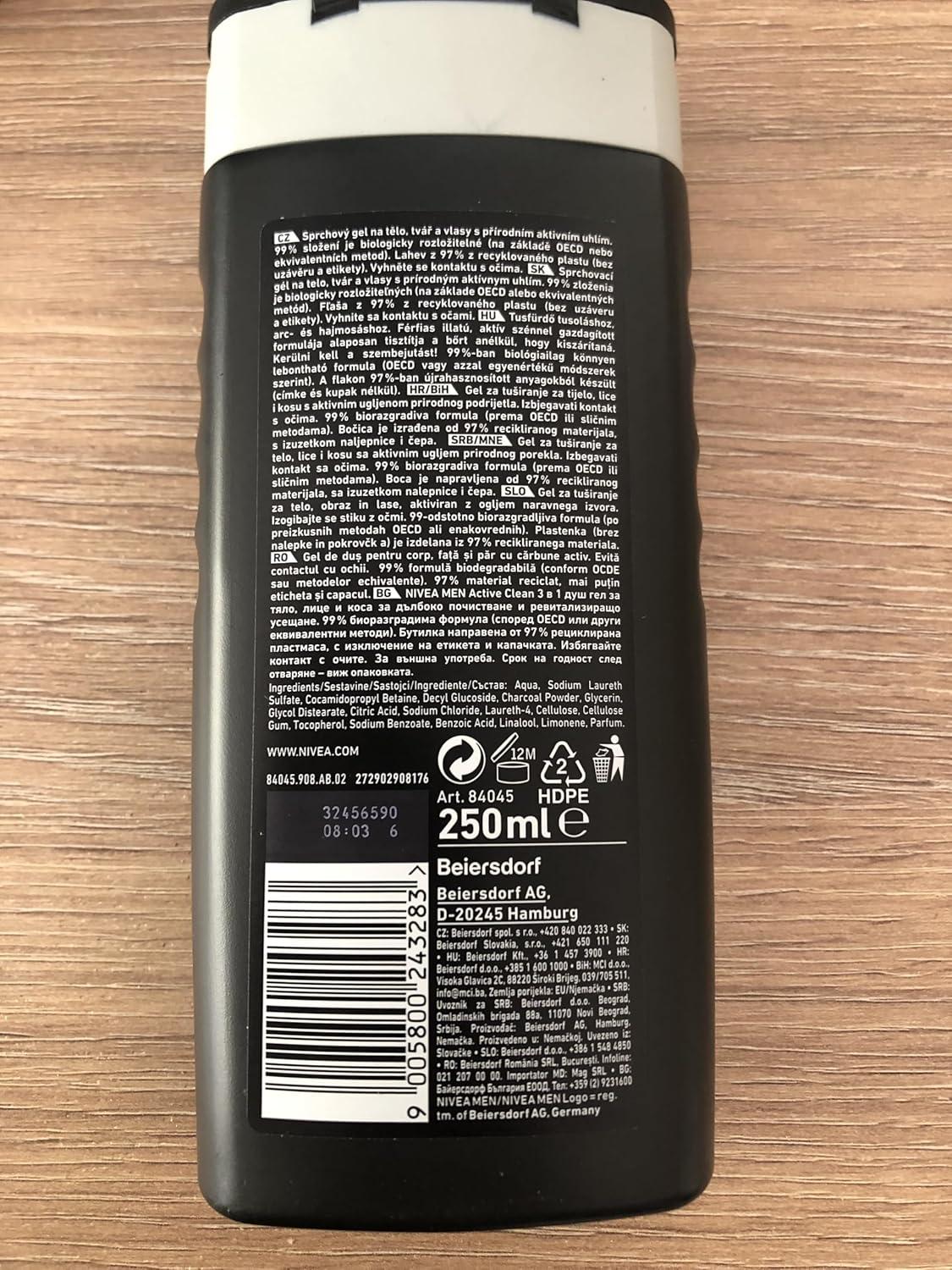 NIVEA Men Active Clean Shower Gel 250 Ml Pack of 4 image number 1