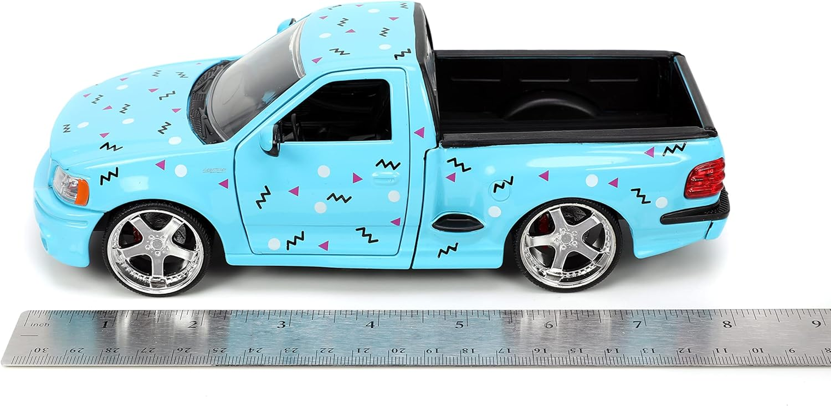 Jada Toys I Love the 90'S 1999 Ford F-150 SVT Lightning 1:24 Scale Pickup Truck image number 2