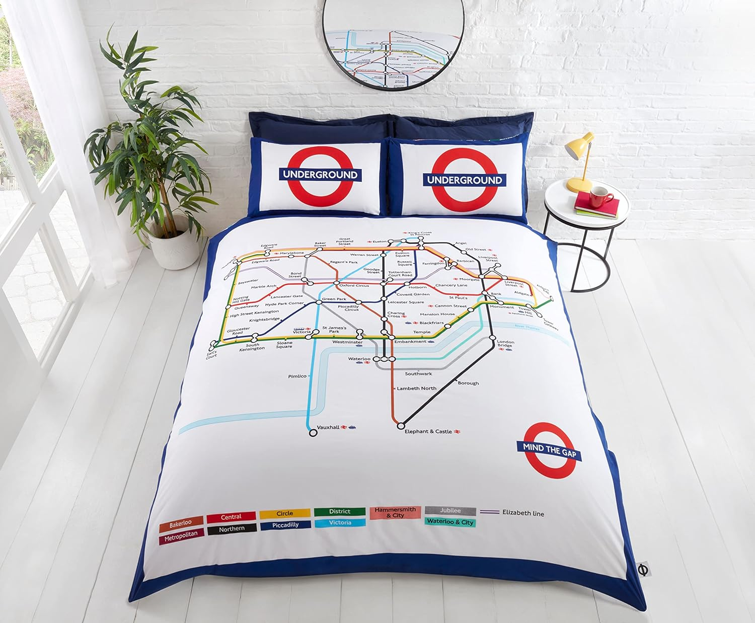 Underground London Undgerground Tube Duvet Cover and Pillowcases Bed Set-King, Polyester-Cotton, White image number 1